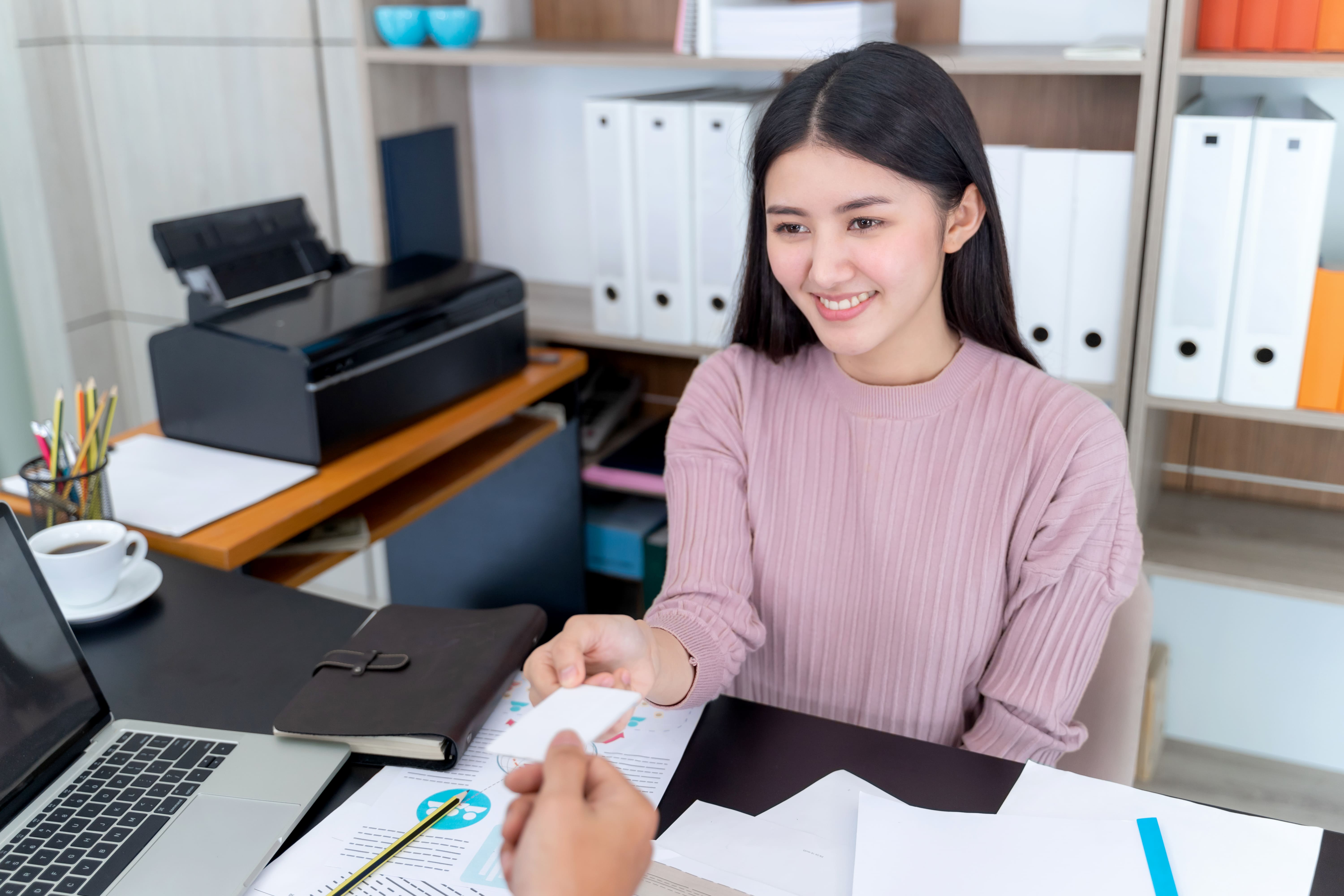 Bukan Cuma Hak Mengadu, Ini 7 Hak Konsumen Layanan Keuangan Digital